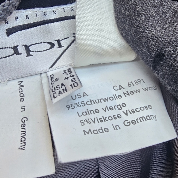 Apriori Wool and Viscose Riding Style Jacket with Bows on Pockets, Size Medium - Picture 9 of 9